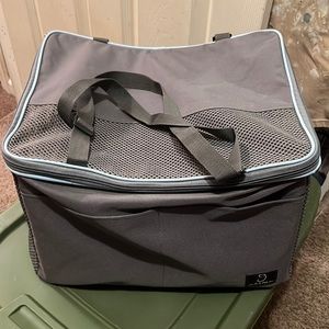 Dog car seat great condition did not use often